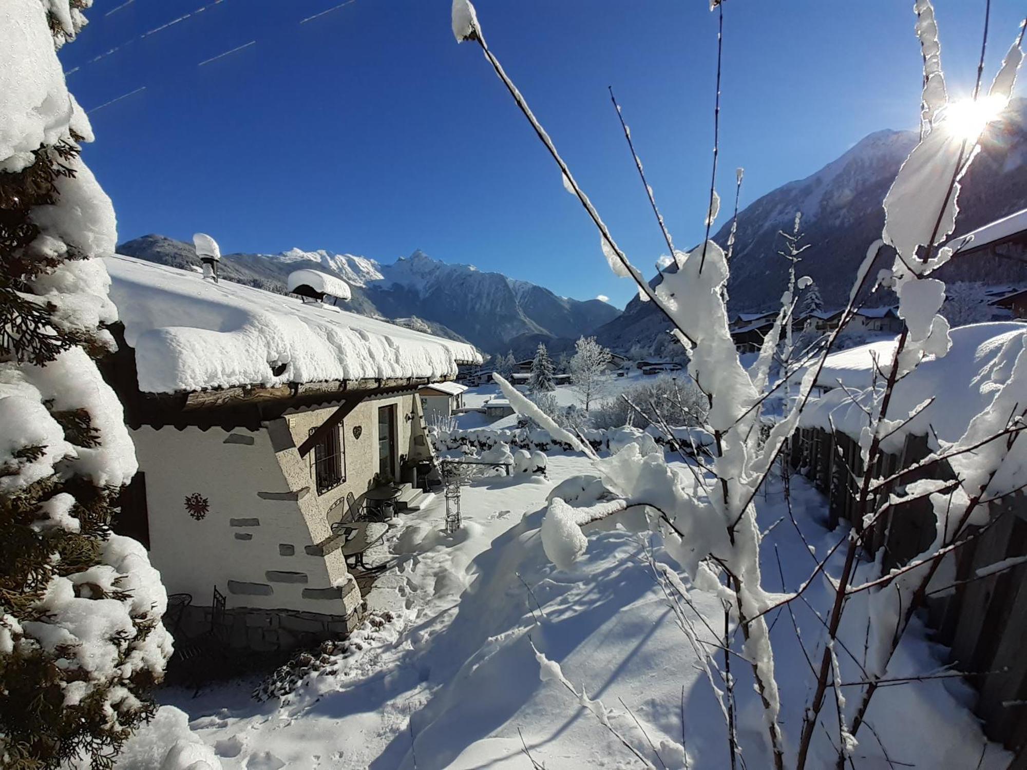 Ferienhaus Oetztal-Lodge Заутенс Экстерьер фото