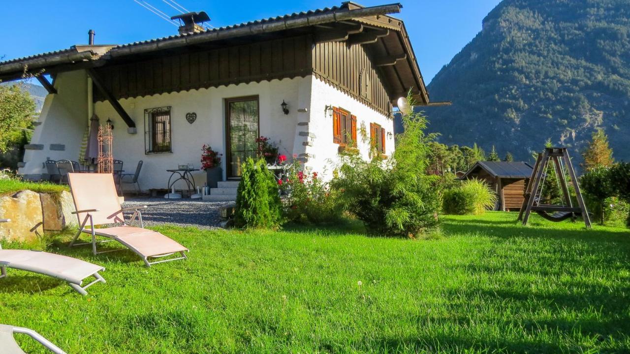 Ferienhaus Oetztal-Lodge Заутенс Экстерьер фото